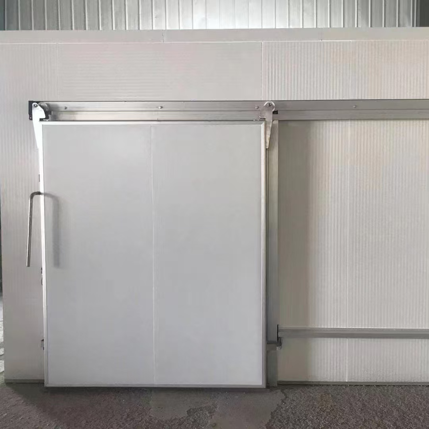 Cold room sliding door